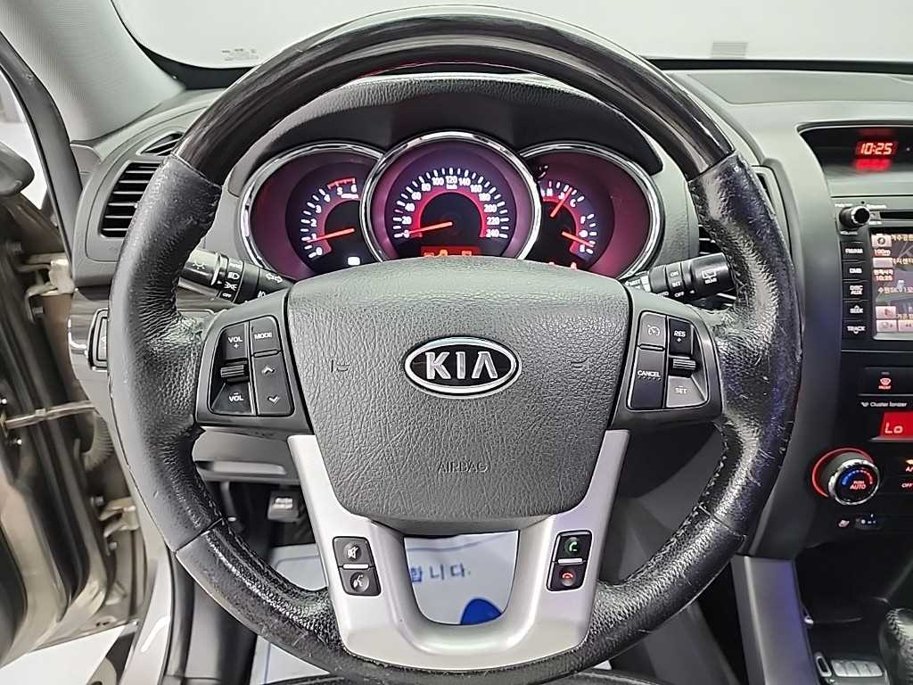 KIA Sorento - Vista 11