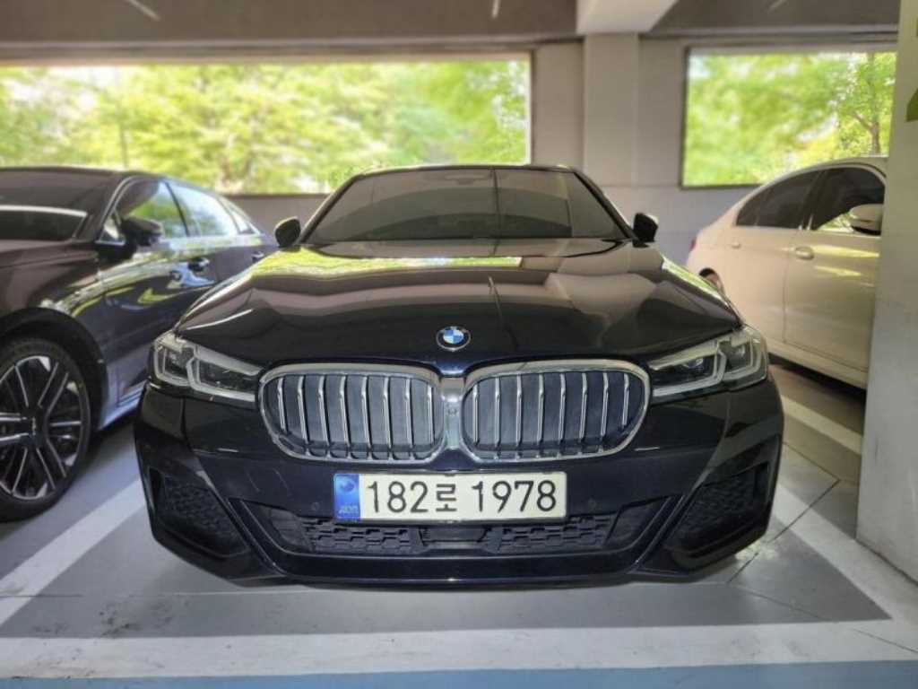 BMW 5 Series 2021 - Importación desde Corea - HF Imports Iquique - Foto 1
