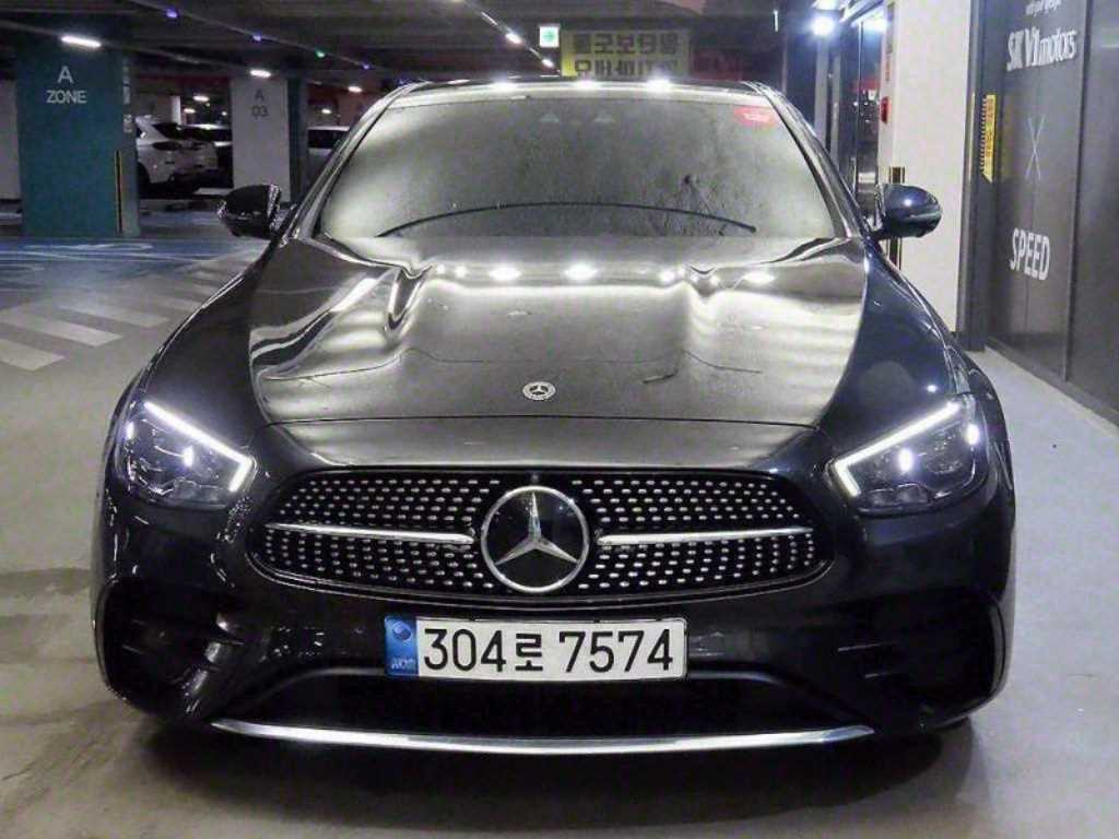 Mercedes Benz E class - Vista 11