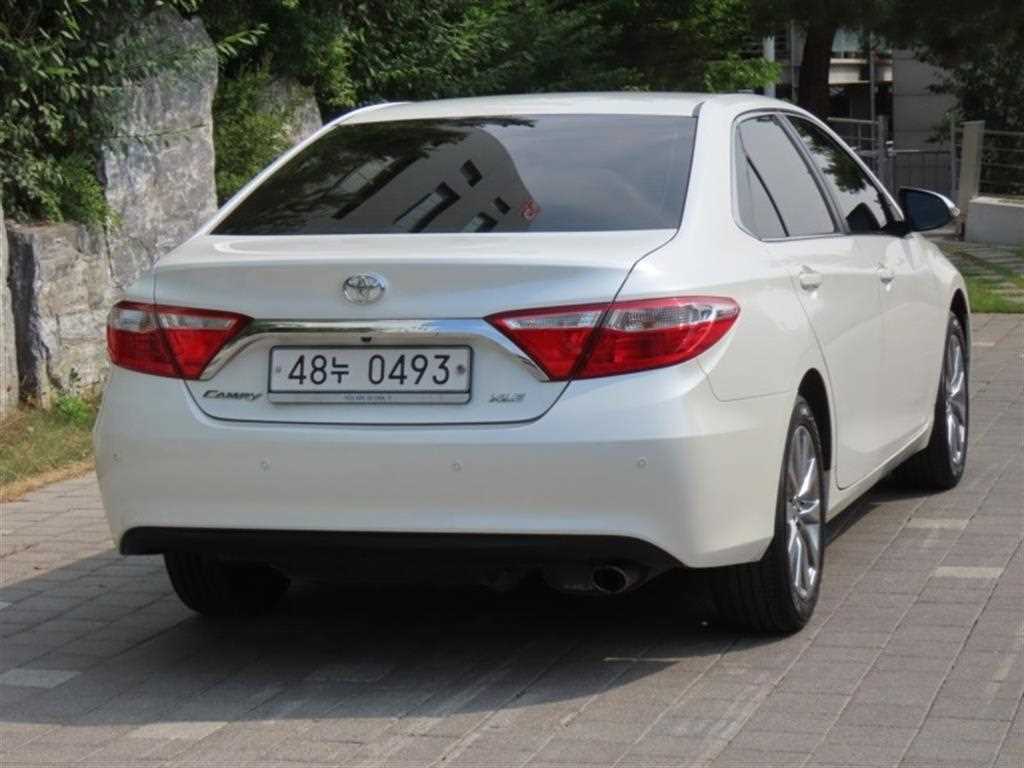 Toyota Camry - Vista 3