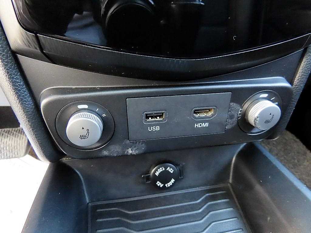 Ssangyong Tivoli 2018 Azul - Importación desde Corea - HF Imports Iquique - Foto 16