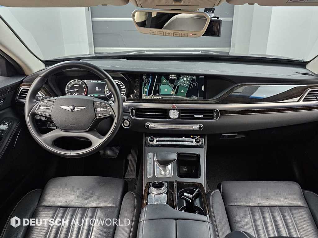 Genesis G90 - Vista 9