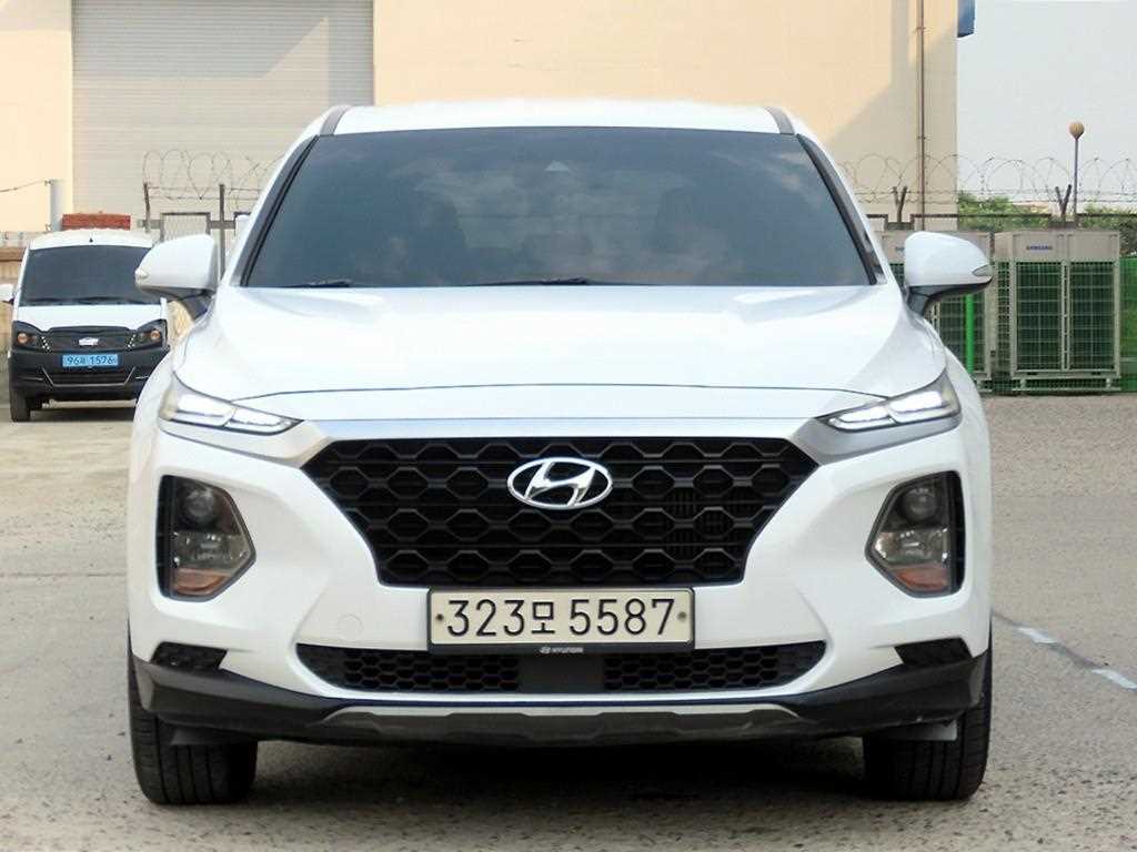 HYUNDAI Santa Fe 2019 Blanco - Importación desde Corea - HF Imports Iquique - Foto 1