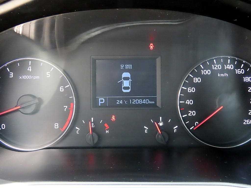 KIA K7 - Vista 9