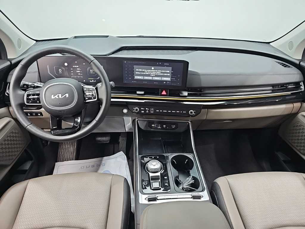 KIA Carnival - Vista 7