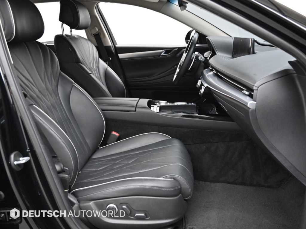 Genesis G80 - Vista 10