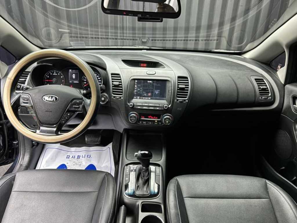 KIA K3 - Vista 7