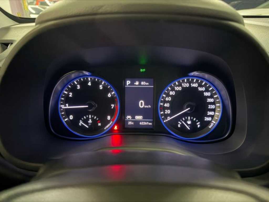 HYUNDAI Kona - Vista 9
