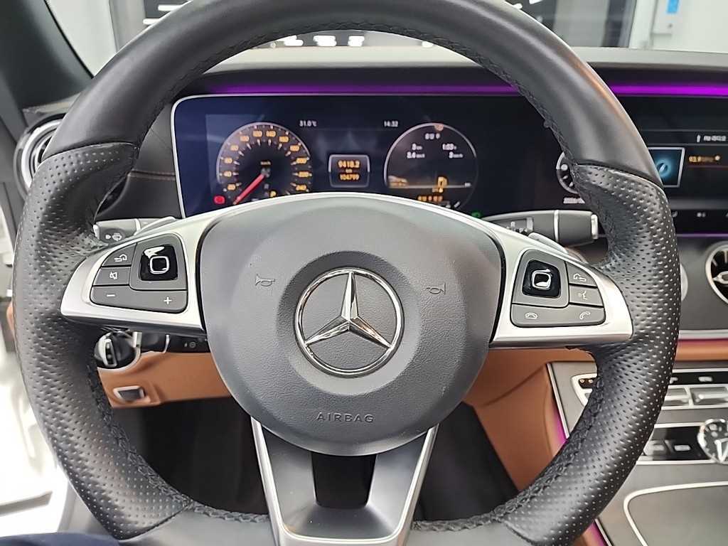 Mercedes Benz E class - Vista 11