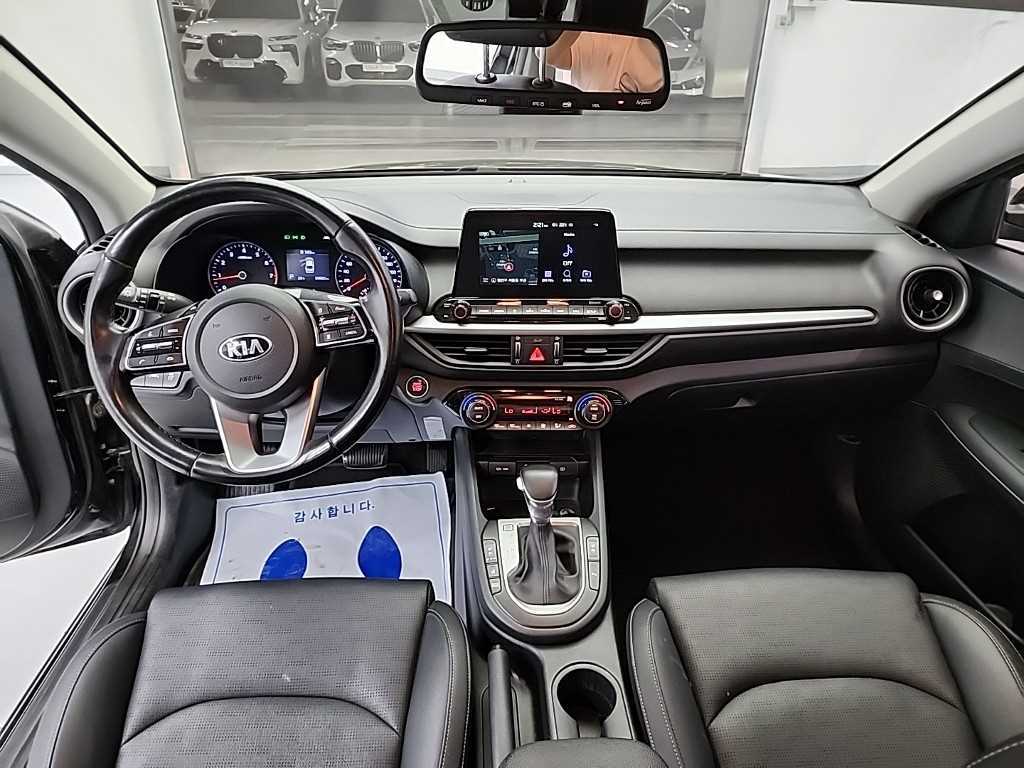 KIA K3 - Vista 7