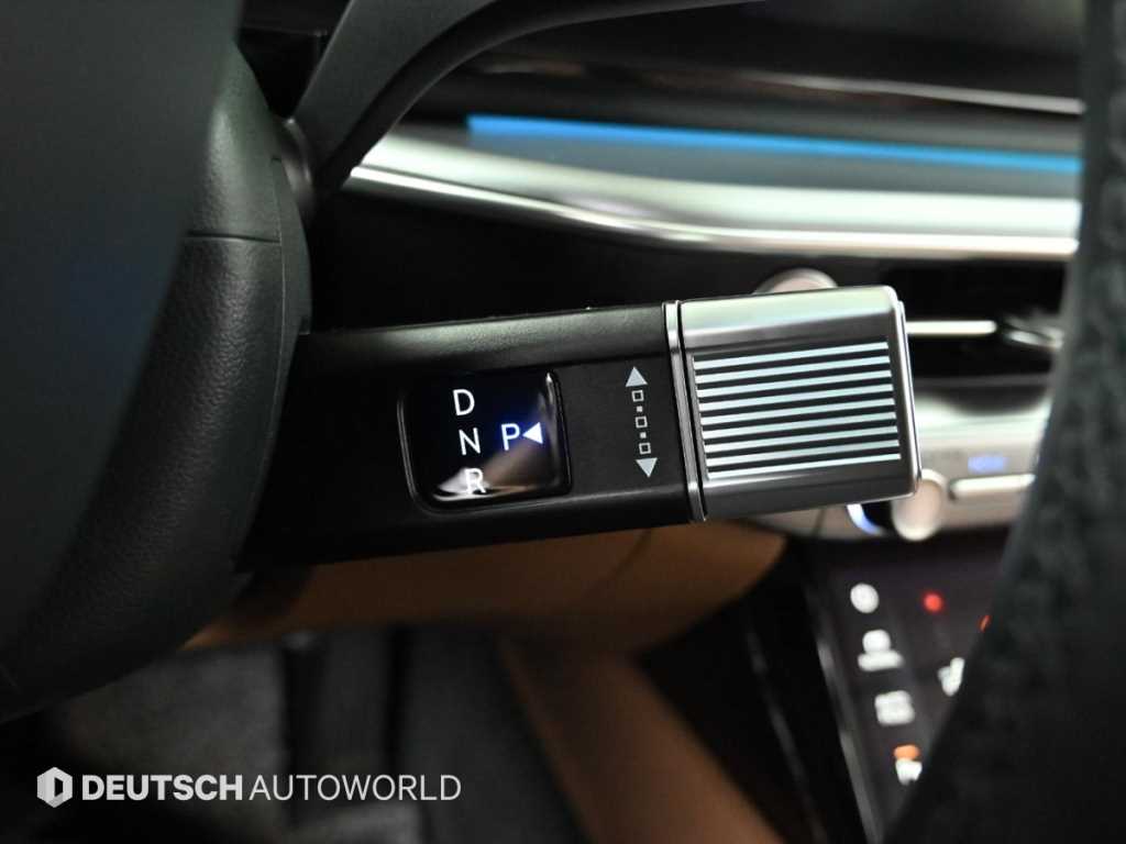 HYUNDAI Grandeur - Vista 9