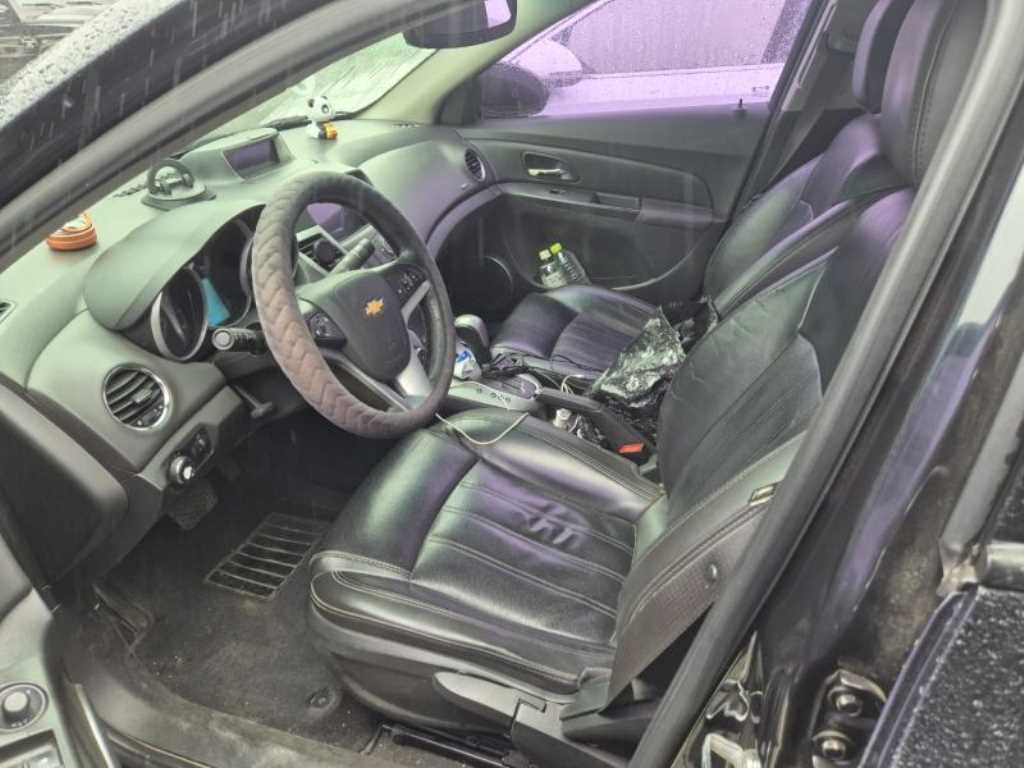 Chevrolet Cruise - Vista 5