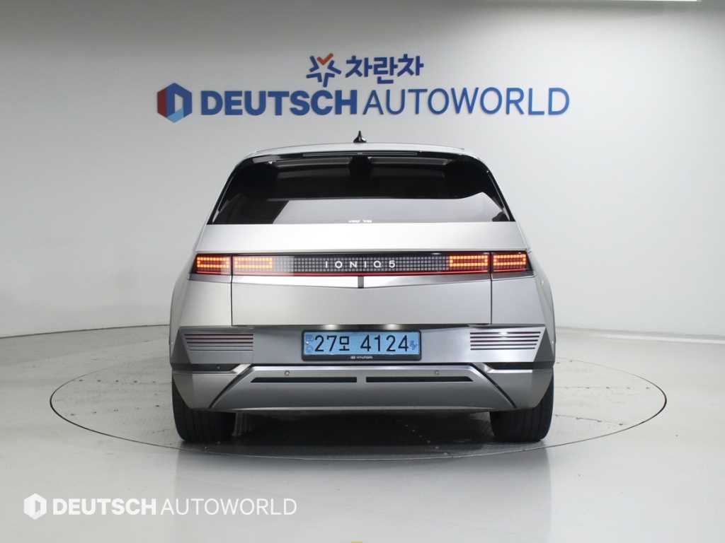 HYUNDAI Ioniq 5 - Vista 4