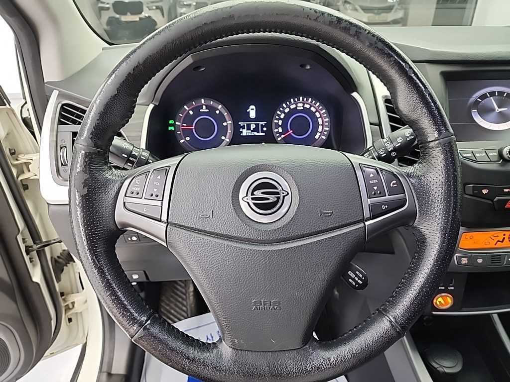 Ssangyong Korando - Vista 7