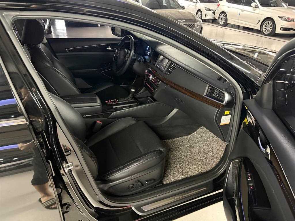 KIA K7 2019 Negro - Importación desde Corea - HF Imports Iquique - Foto 14