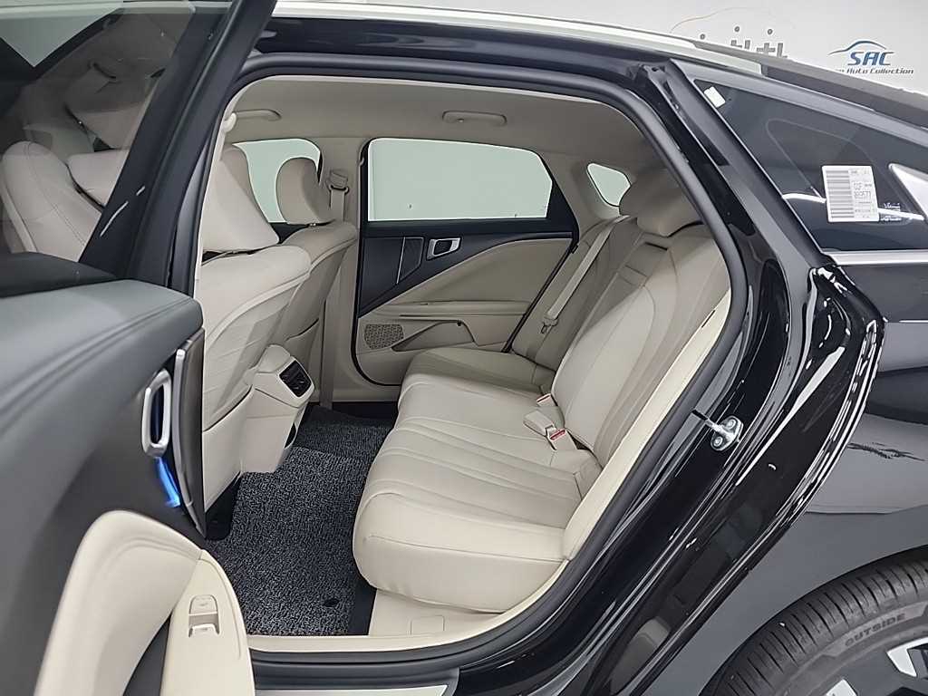 KIA K8 - Vista 12