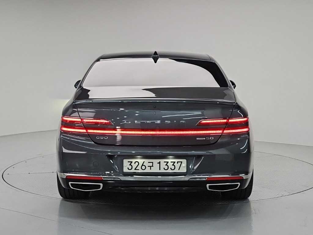 Genesis G90 - Vista 3