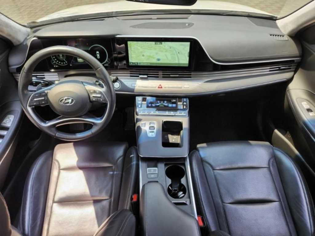 HYUNDAI Grandeur - Vista 7