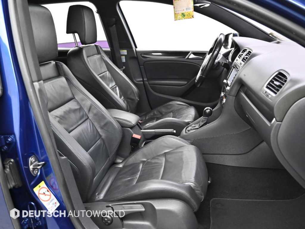 Volkswagen Golf - Vista 10