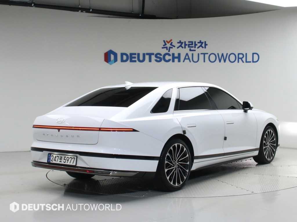 HYUNDAI Grandeur - Vista 4