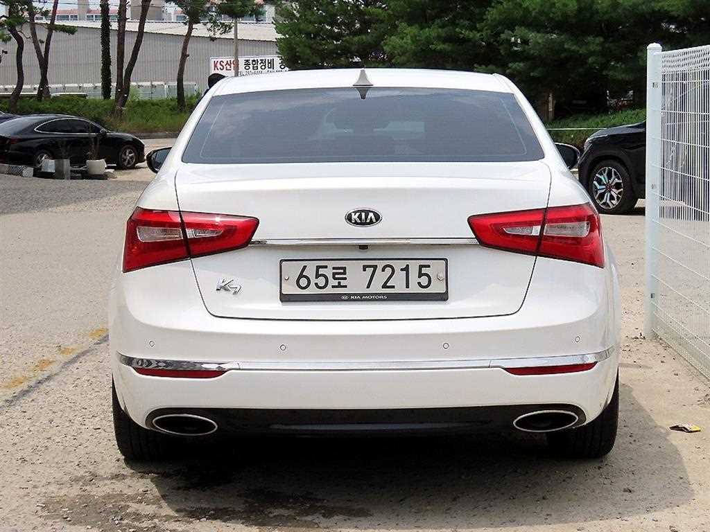 KIA K7 - Vista 4