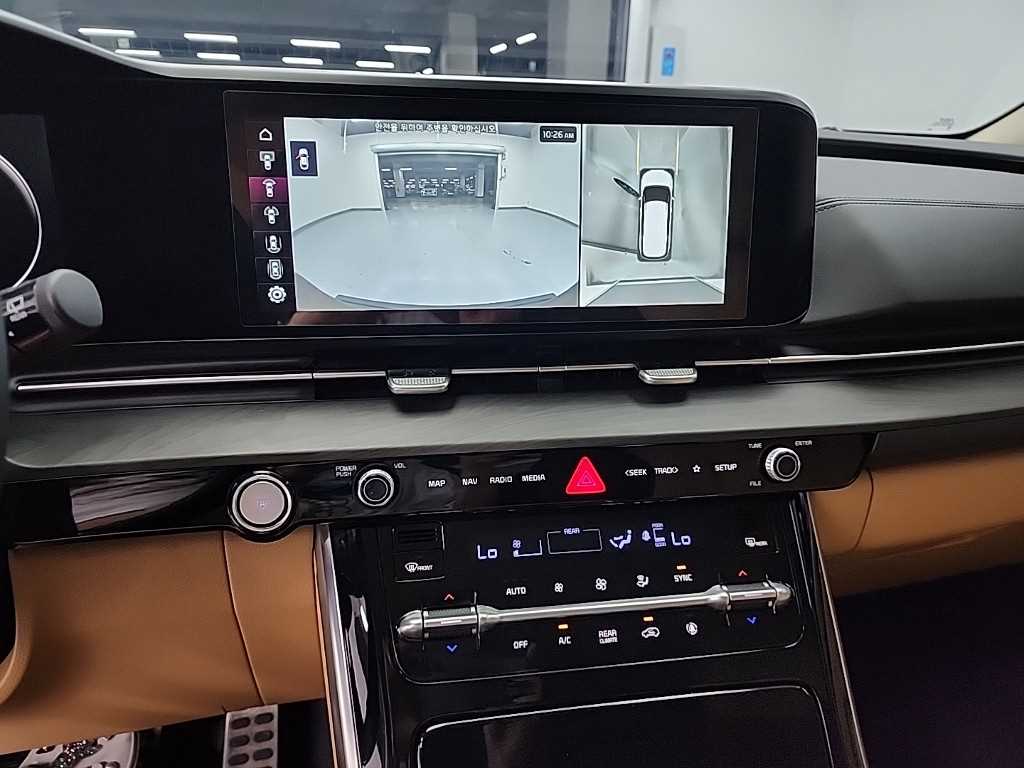 KIA Carnival - Vista 10