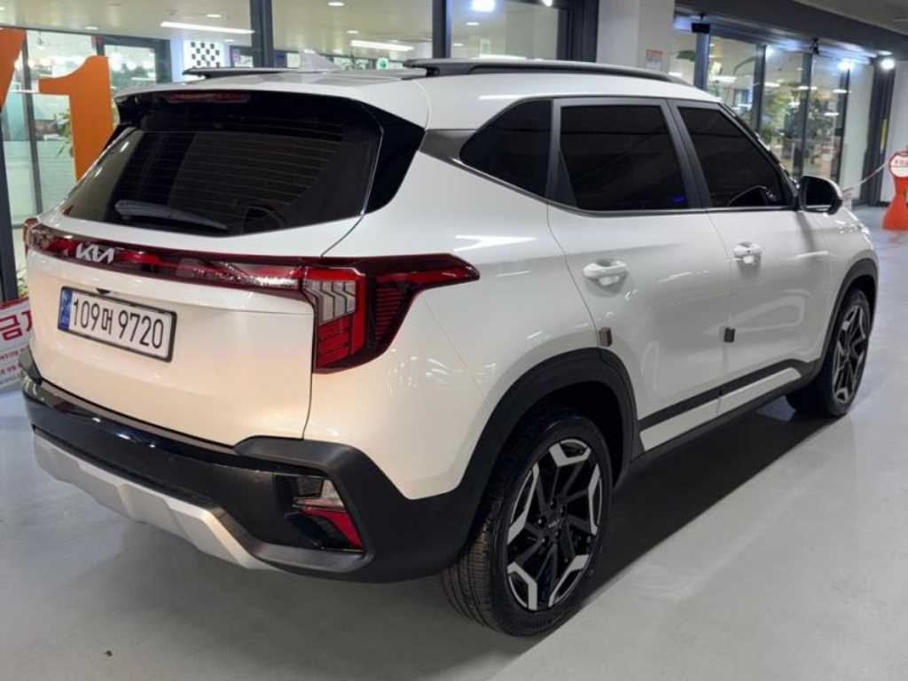 KIA Seltos - Vista 5