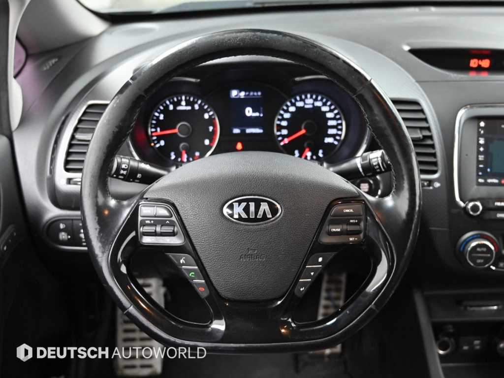 KIA K3 2016 Gris - Importación desde Corea - HF Imports Iquique - Foto 13