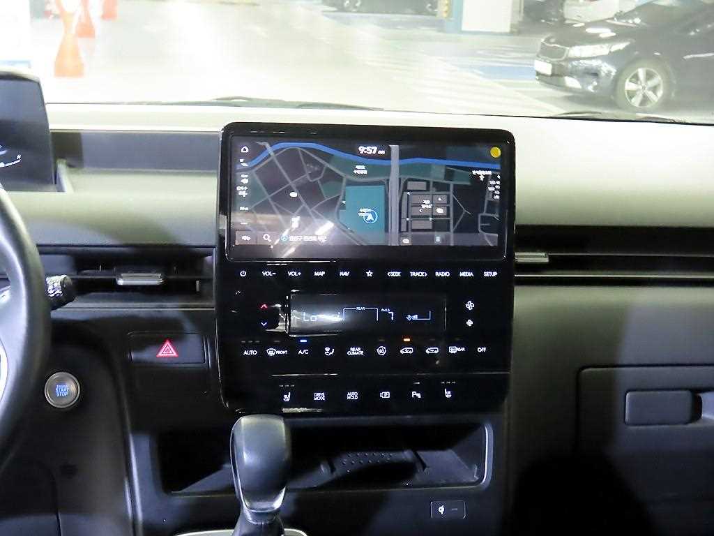 HYUNDAI Staria - Vista 11