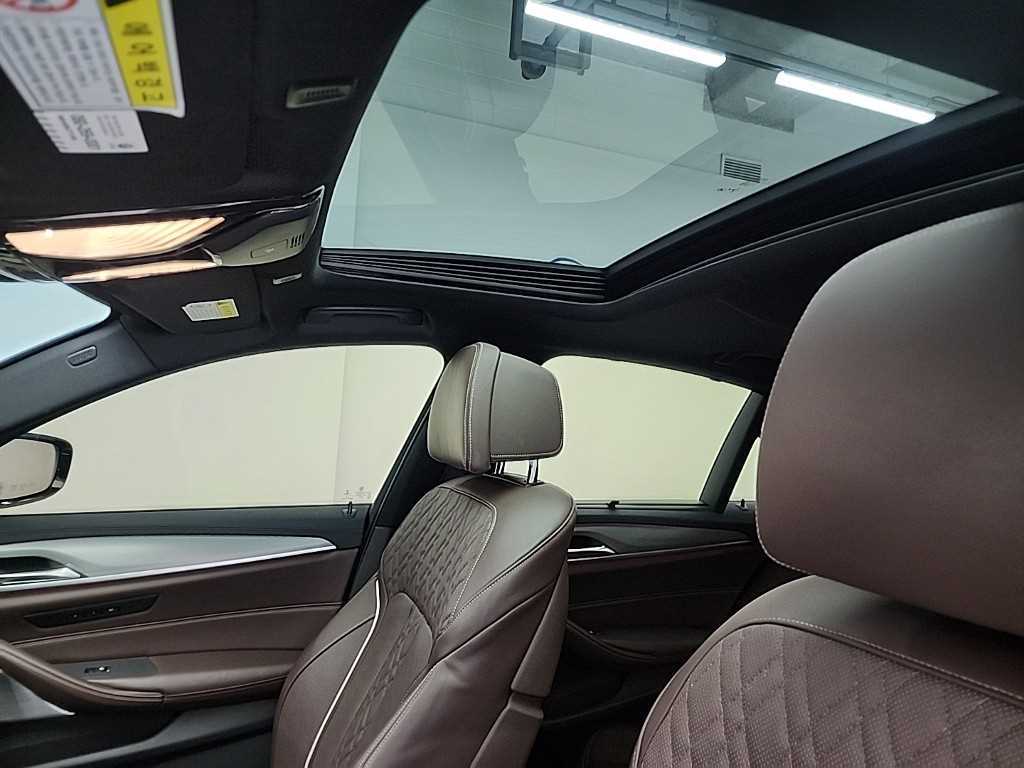 BMW 5 Series 2018 Gris - Importación desde Corea - HF Imports Iquique - Foto 14
