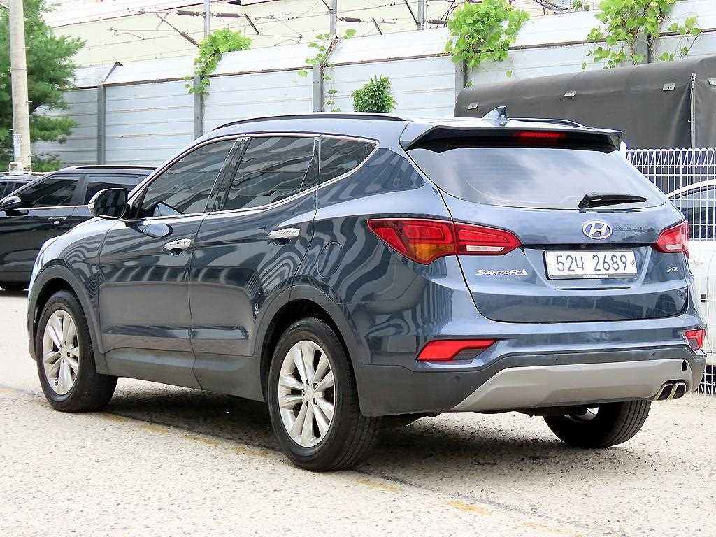 HYUNDAI Santa Fe - Vista 3