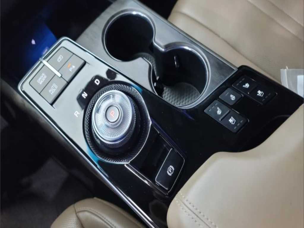 KIA K8 - Vista 12