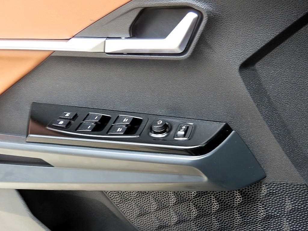 Ssangyong Torres - Vista 11