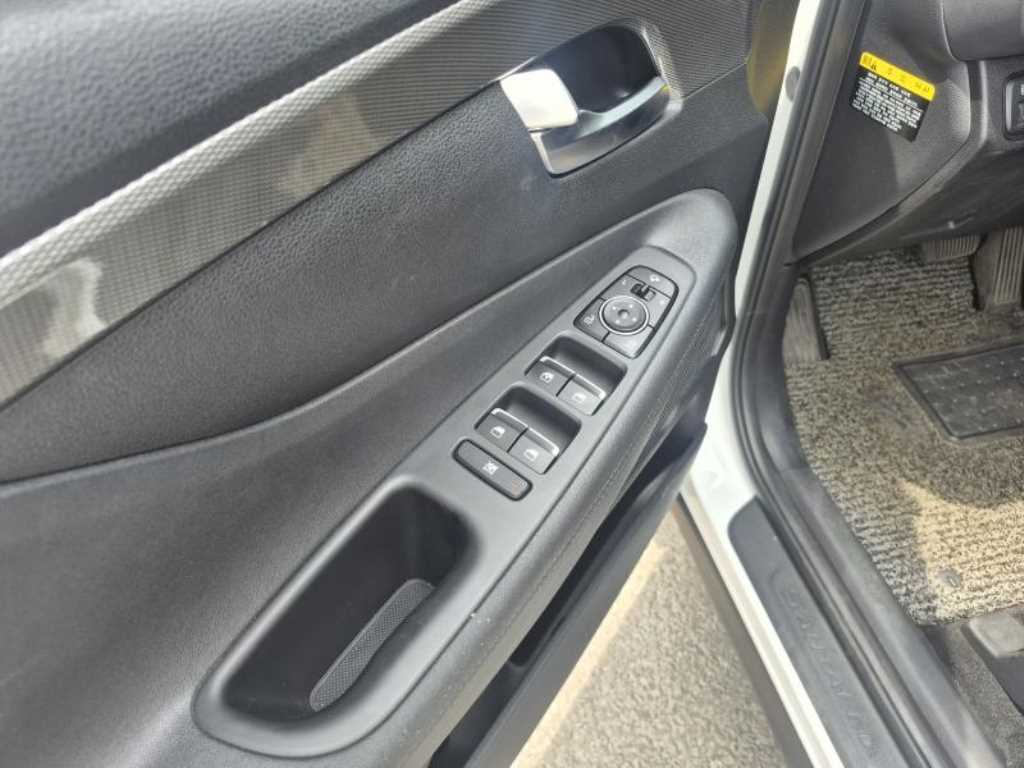 HYUNDAI Santa Fe - Vista 12