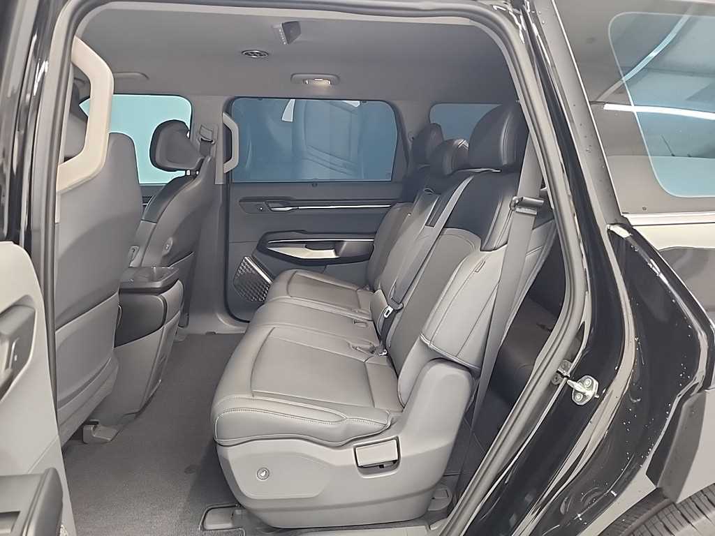 KIA EV9 - Vista 12