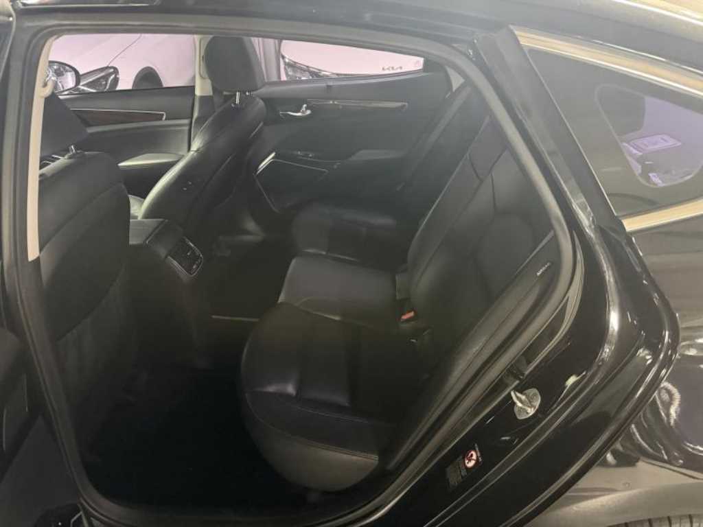 KIA K7 - Vista 11