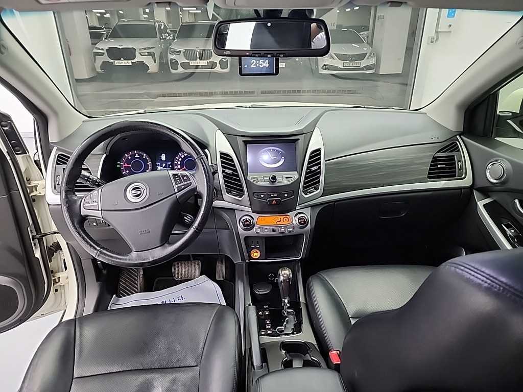Ssangyong Korando - Vista 5