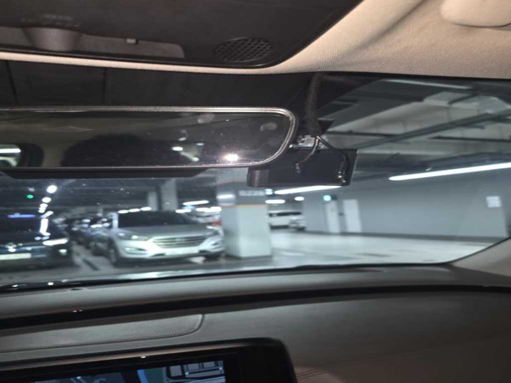 KIA Carnival - Vista 6