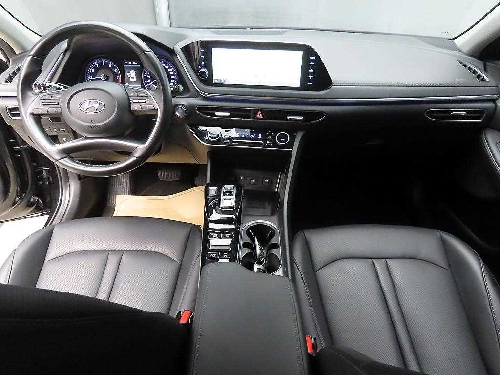 HYUNDAI Sonata - Vista 7