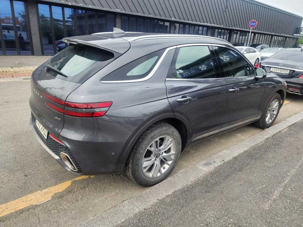 Genesis GV70 - Vista 4
