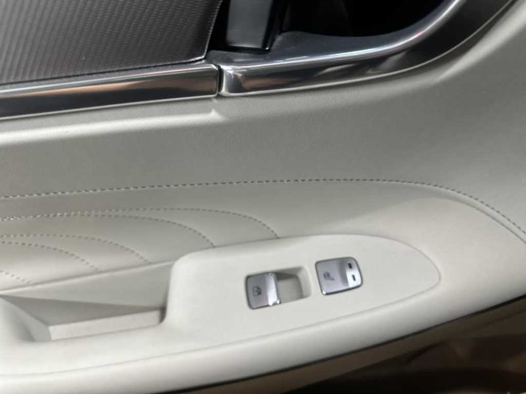 HYUNDAI Grandeur - Vista 8