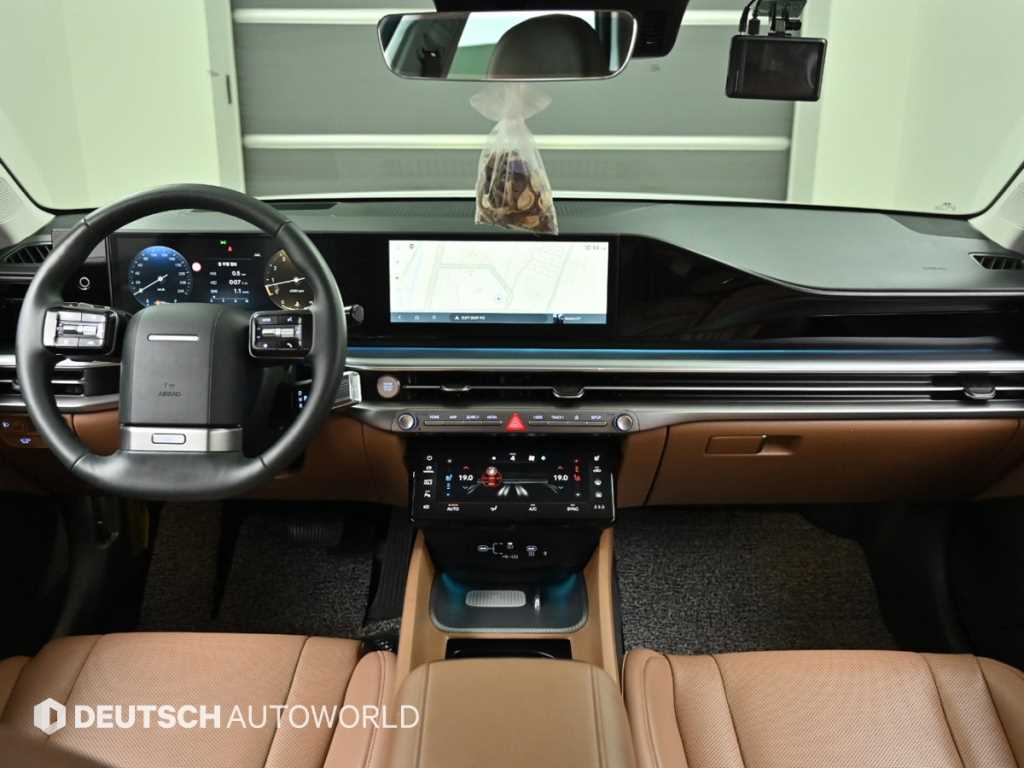 HYUNDAI Grandeur - Vista 7