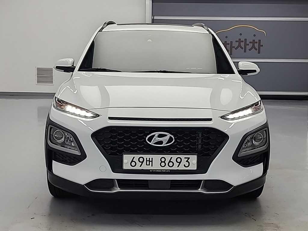 HYUNDAI Kona - Vista 2