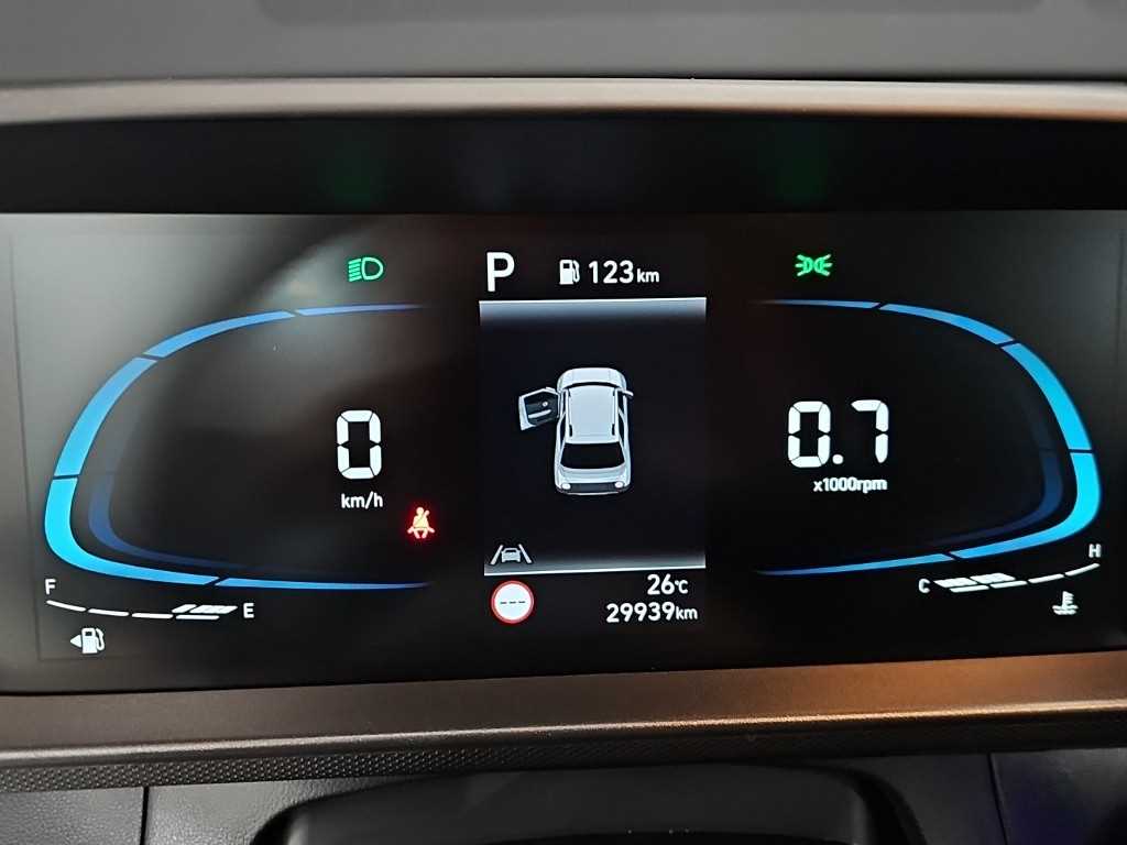 HYUNDAI Casper - Vista 6