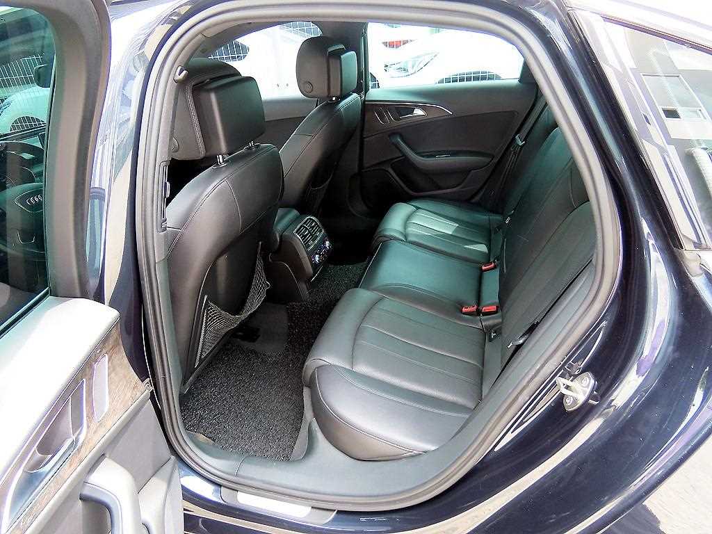 Audi A6 - Vista 6