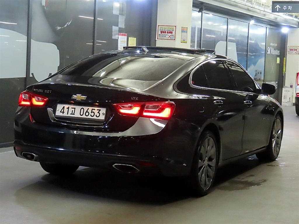 Chevrolet Malibu - Vista 4