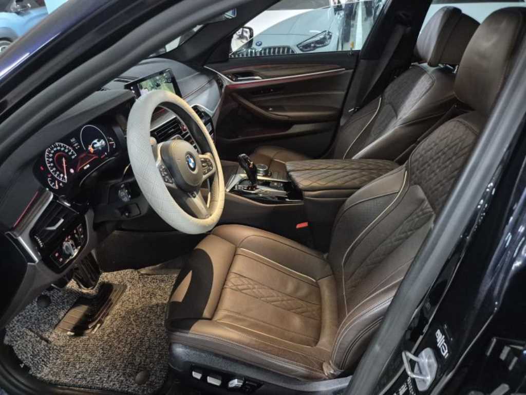 BMW 5 Series - Vista 9