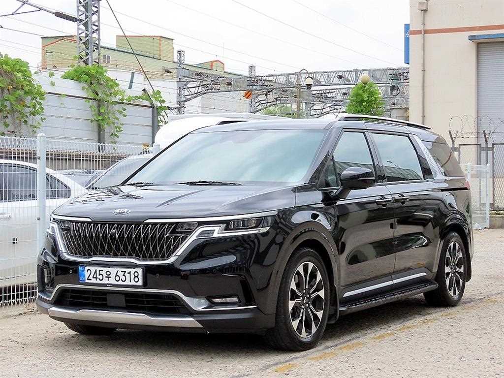 KIA Carnival - Vista 2