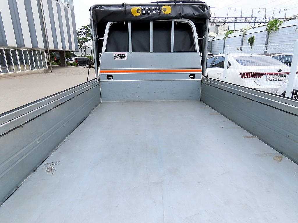 Small Truck Cargo (small) - Vista 5