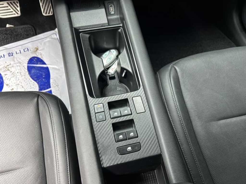 HYUNDAI Ioniq 6 - Vista 10